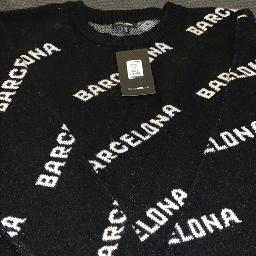 Chunky fashion nova “Barcelona” sweater NWT